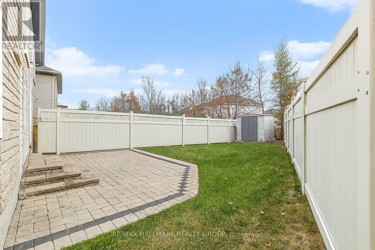 4220 Kelly Farm Drive, Ottawa, Ontario  K1T 0A5 - Photo 26 - X12435738