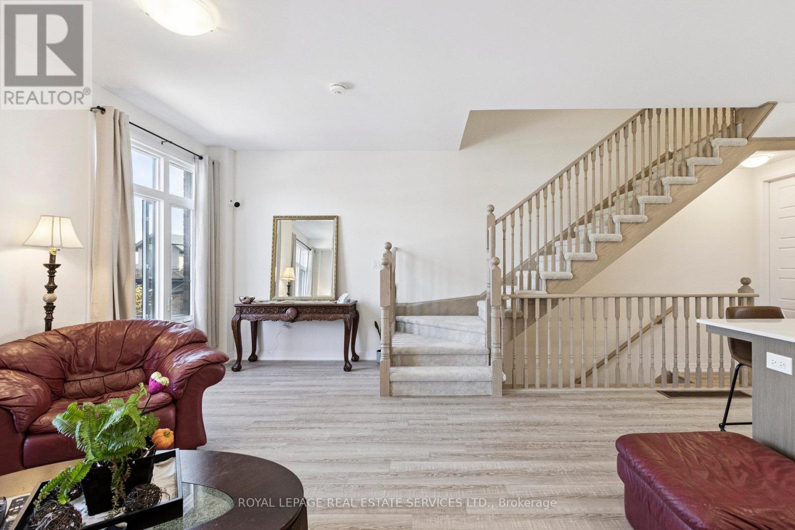 31 - 400 Newman Drive, Cambridge, Ontario  N1S 0E8 - Photo 8 - X12433468