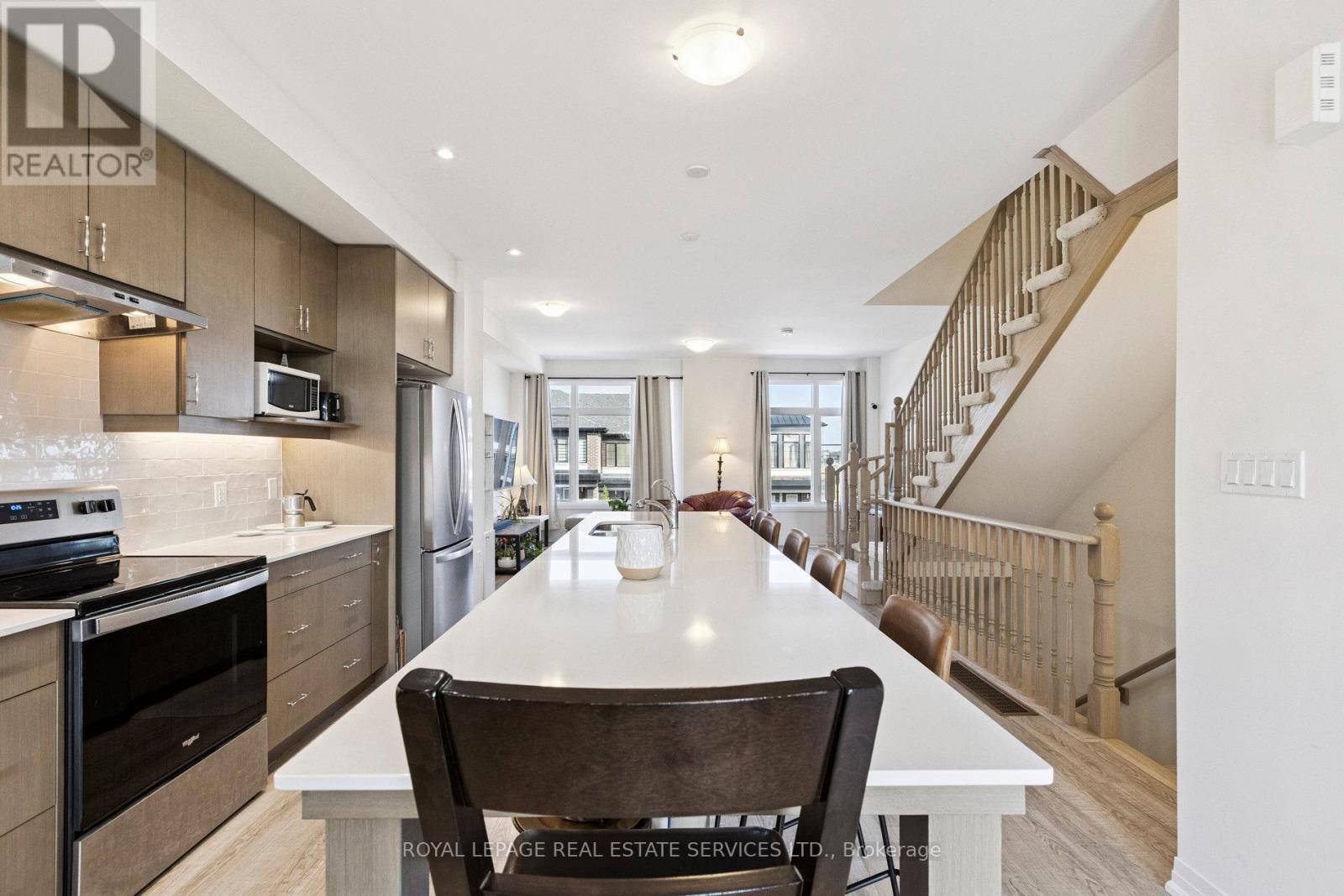 31 - 400 Newman Drive, Cambridge, Ontario  N1S 0E8 - Photo 9 - X12433468