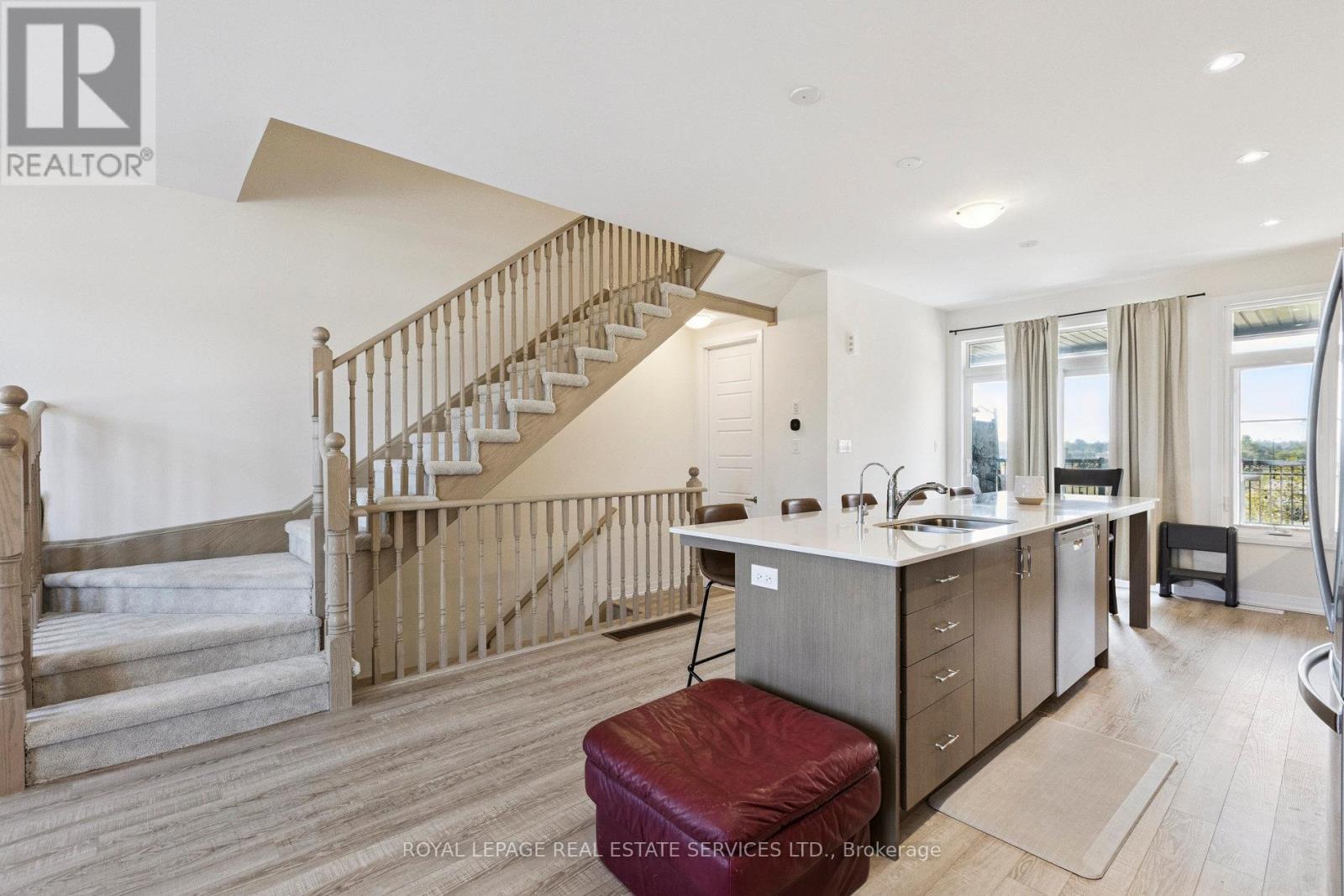 31 - 400 Newman Drive, Cambridge, Ontario  N1S 0E8 - Photo 10 - X12433468