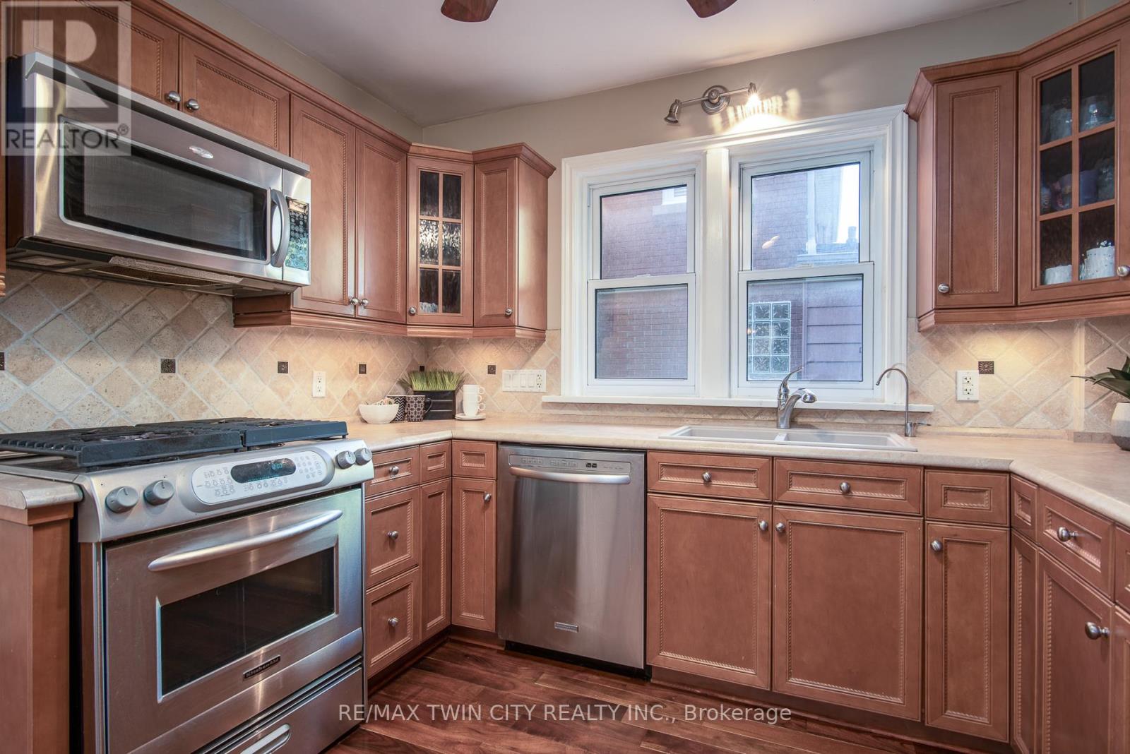 839 Queens Boulevard, Kitchener, Ontario  N2M 1A6 - Photo 30 - X12435718