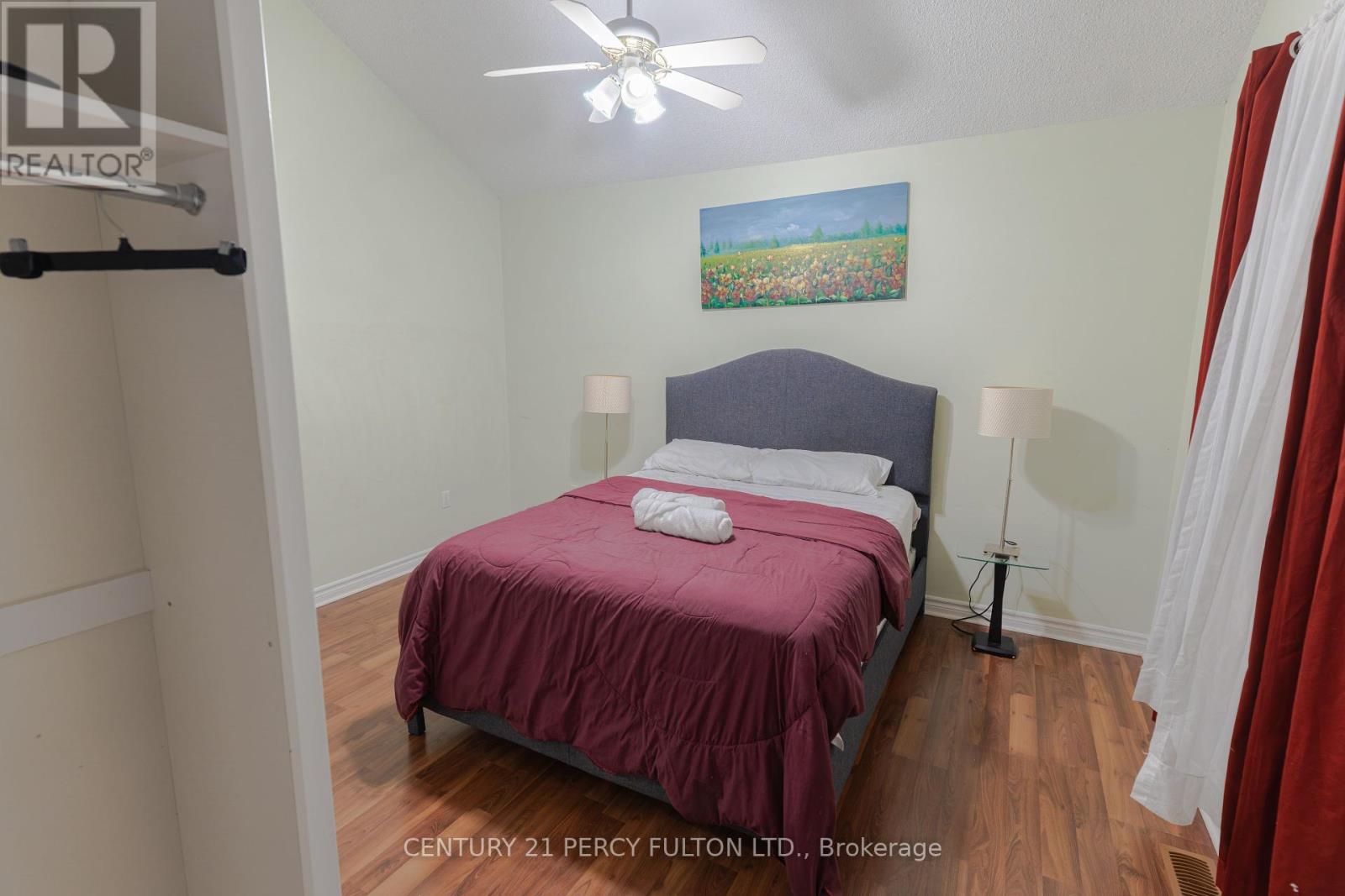 4533 Sixth Avenue, Niagara Falls, Ontario  L2E 4T2 - Photo 7 - X12435727
