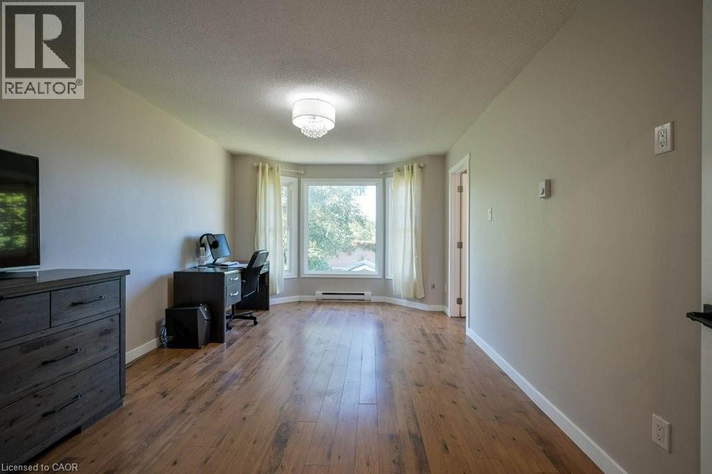 107 Dinison Crescent, Kitchener, Ontario  N2E 2S6 - Photo 15 - 40774909