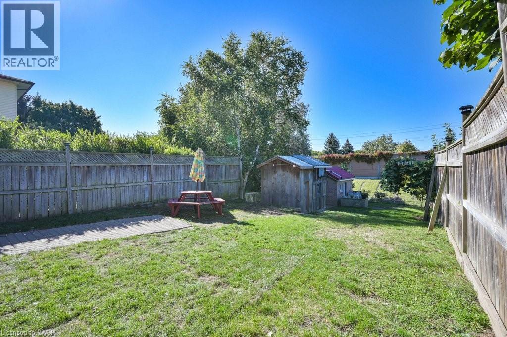 107 Dinison Crescent, Kitchener, Ontario  N2E 2S6 - Photo 37 - 40774909