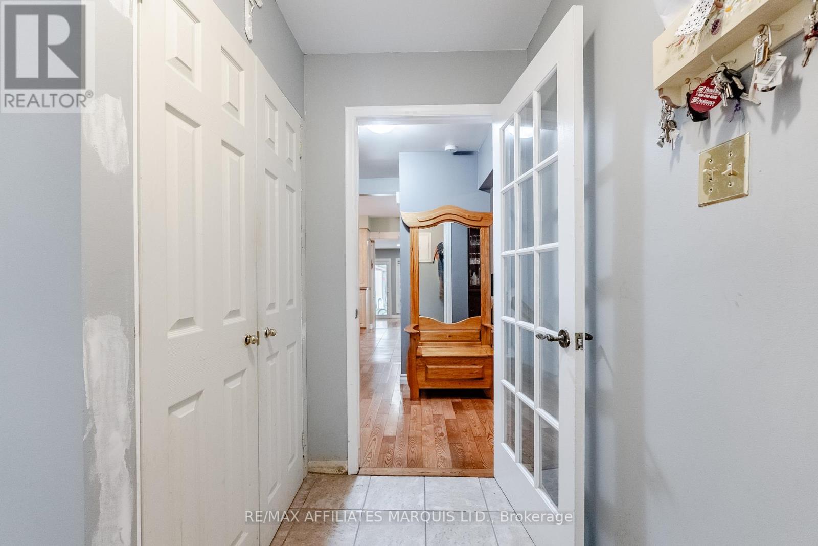 668 Champlain Drive N, Cornwall, Ontario  K6H 6P2 - Photo 3 - X12435731