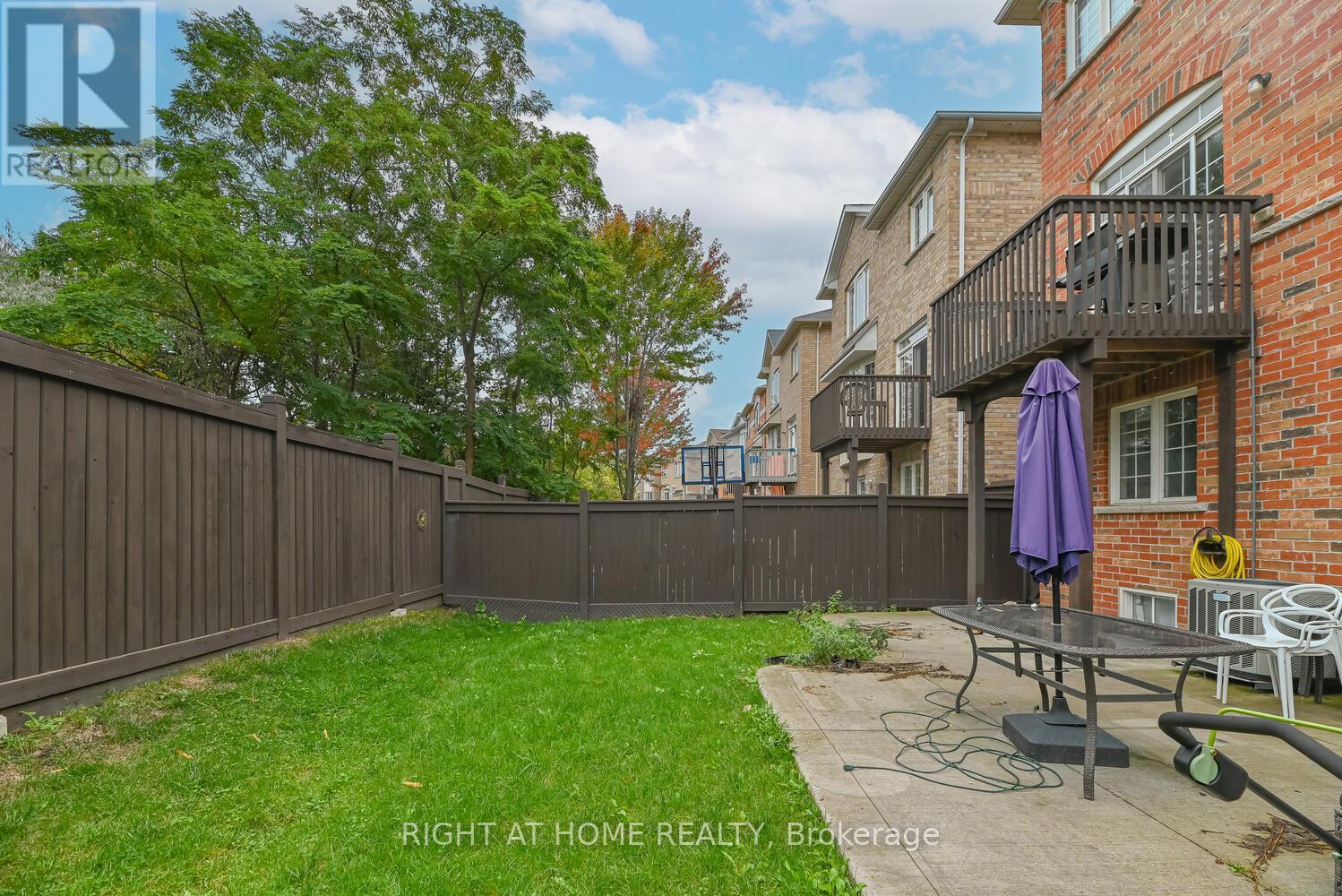 64 Everingham Circle, Brampton, Ontario  L6R 0R7 - Photo 47 - W12429678