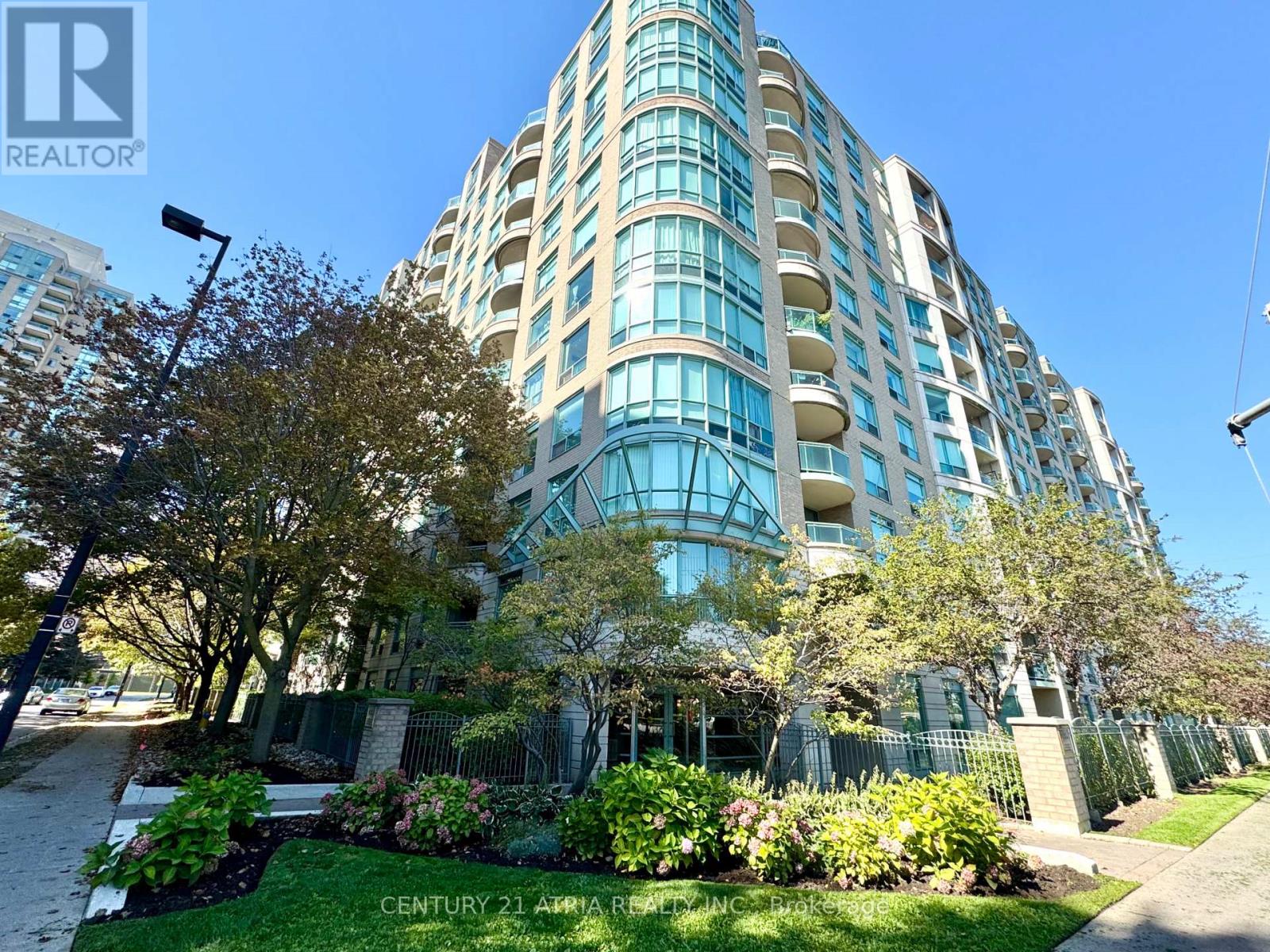 410 - 8 Pemberton Avenue, Toronto, Ontario  M2M 4K8 - Photo 1 - C12435730