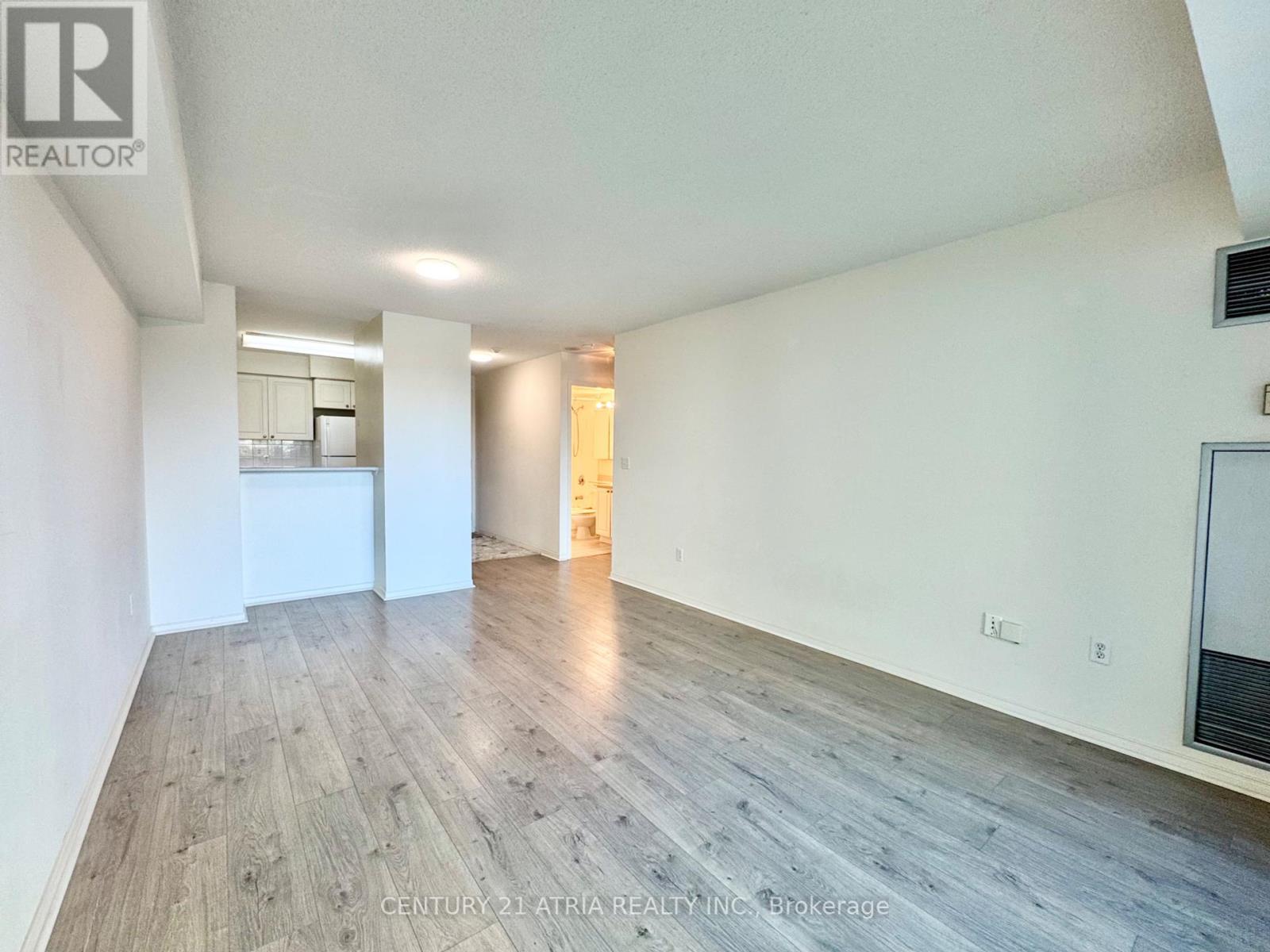 410 - 8 Pemberton Avenue, Toronto, Ontario  M2M 4K8 - Photo 12 - C12435730