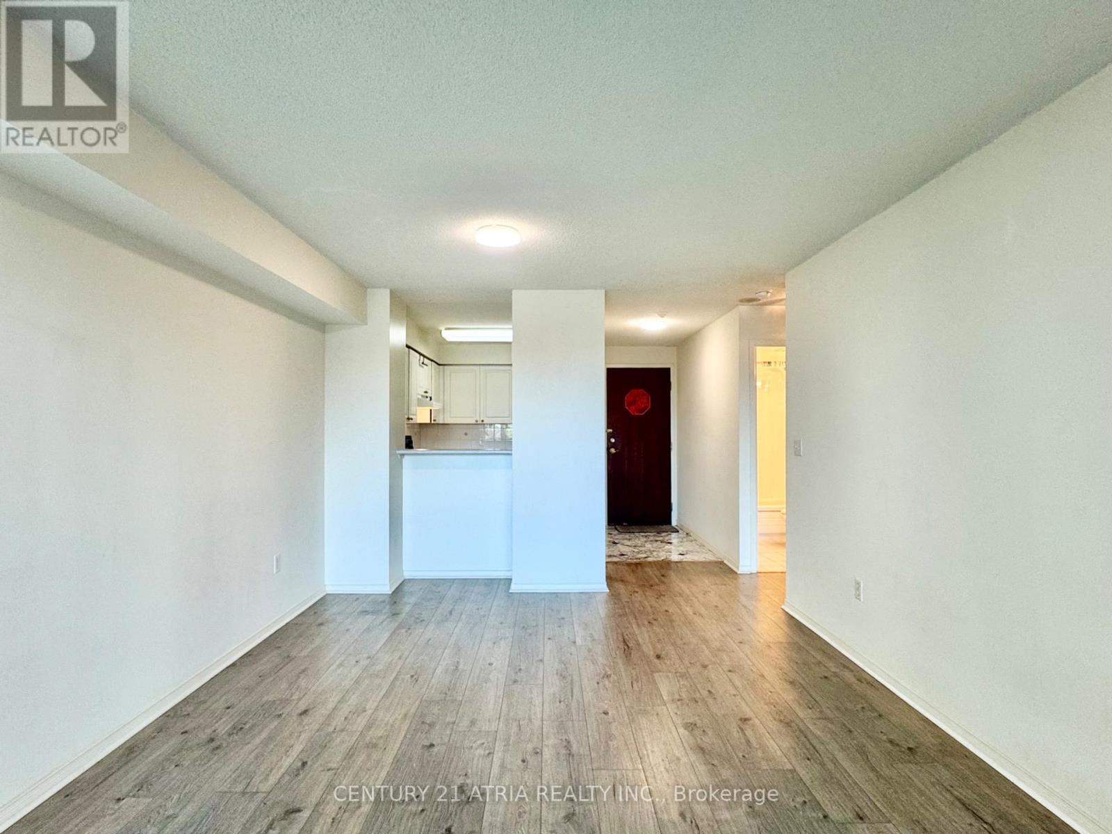 410 - 8 Pemberton Avenue, Toronto, Ontario  M2M 4K8 - Photo 14 - C12435730