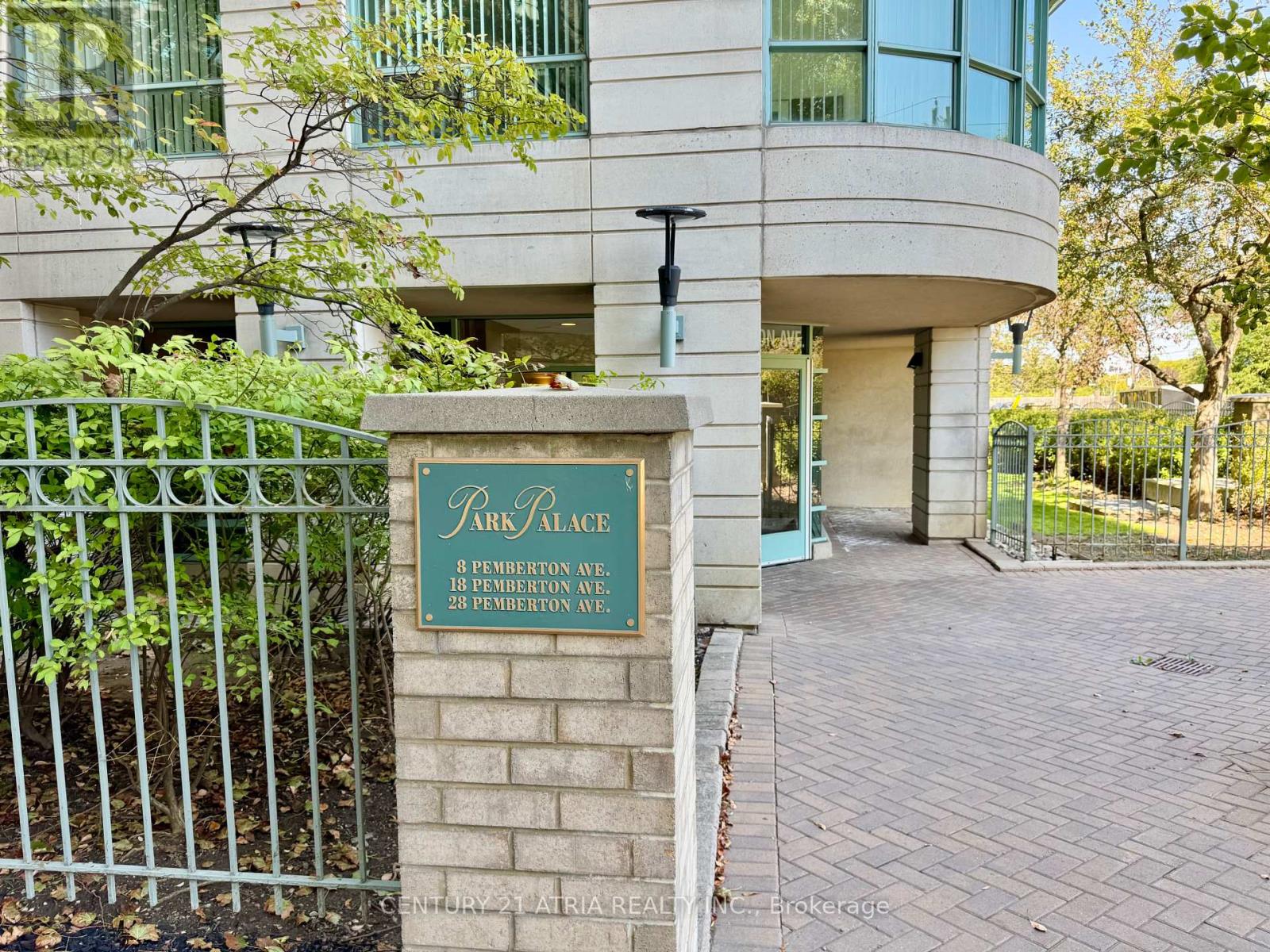 410 - 8 Pemberton Avenue, Toronto, Ontario  M2M 4K8 - Photo 2 - C12435730