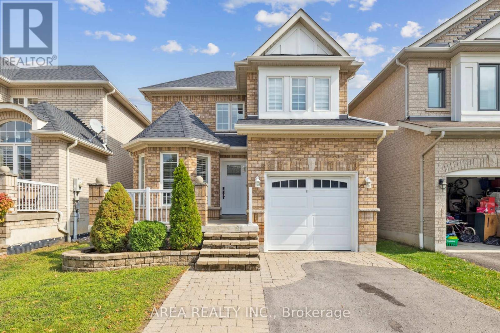 43 Chatterson Street, Whitby, Ontario  L1R 0B3 - Photo 1 - E12435736