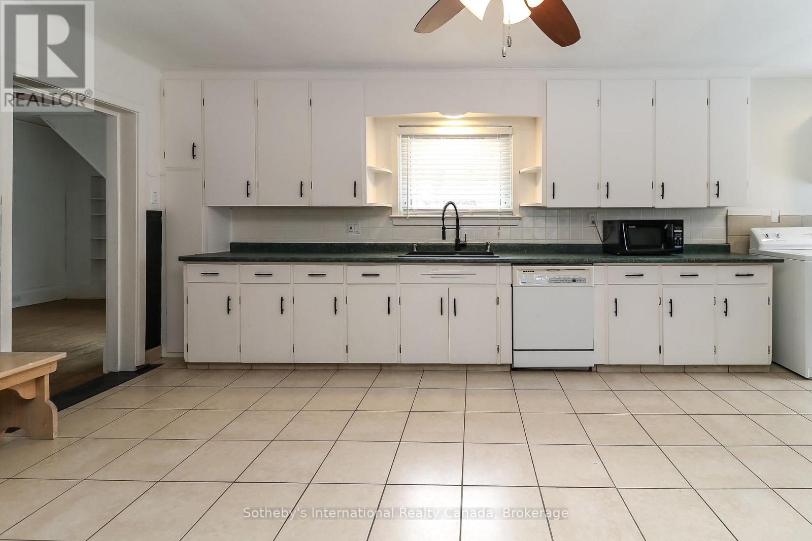 A - 58 Cedar Street, Collingwood, Ontario  L9Y 3A5 - Photo 15 - S12435749