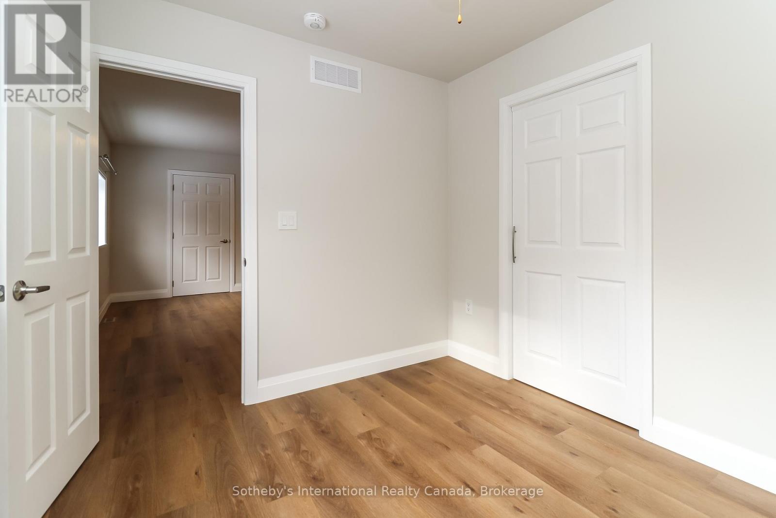 B - 58 Cedar Street, Collingwood, Ontario  L9Y 3A5 - Photo 19 - S12435752