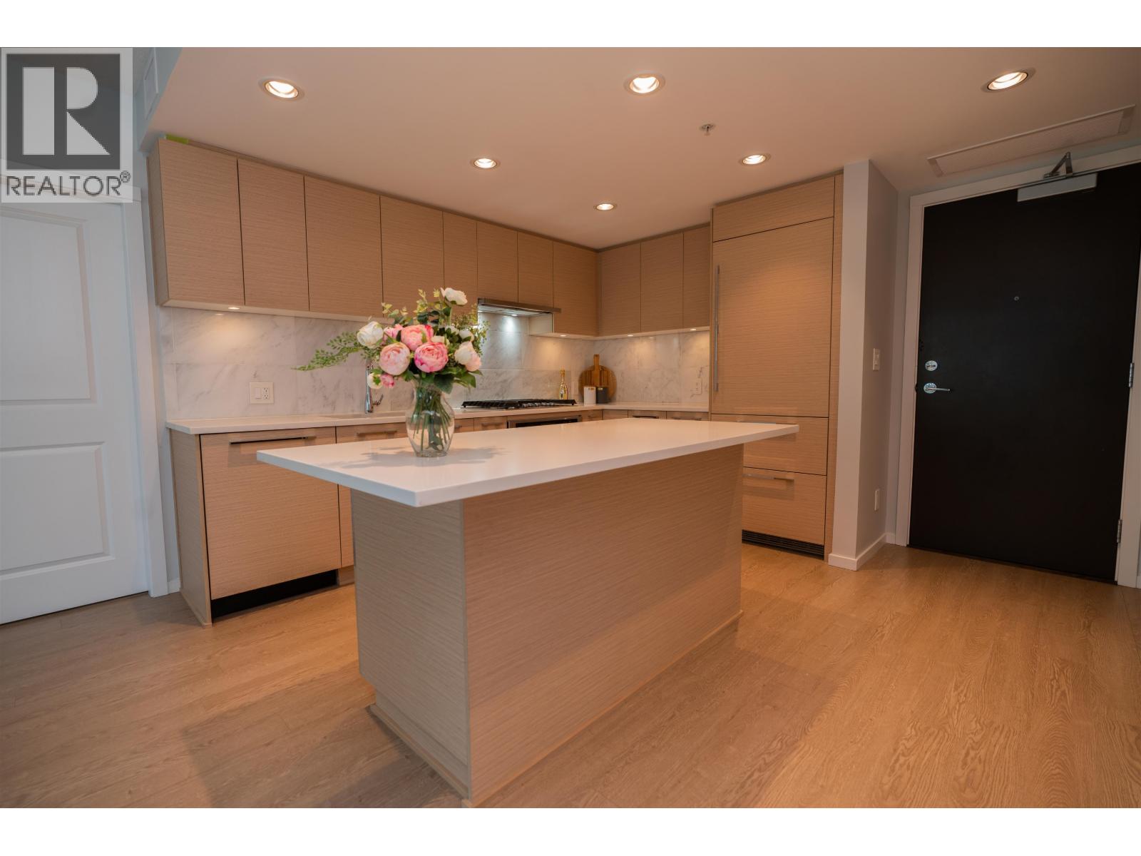 1005 6700 Dunblane Avenue, Burnaby, British Columbia  V5H 0J3 - Photo 3 - R3053491