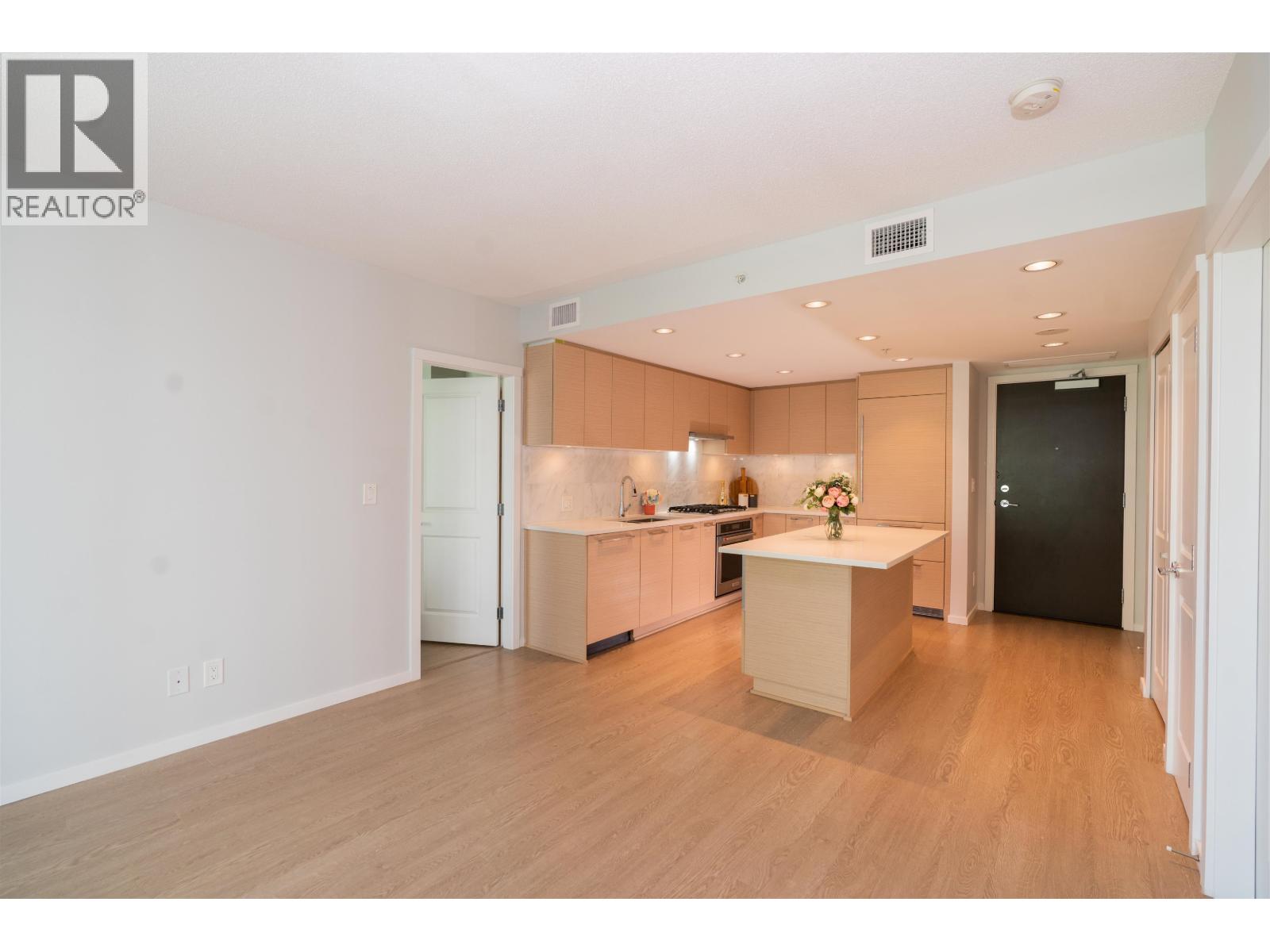 1005 6700 Dunblane Avenue, Burnaby, British Columbia  V5H 0J3 - Photo 2 - R3053491