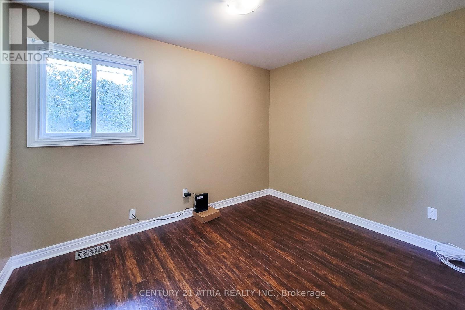 3259 Poplar Avenue, Fort Erie, Ontario  L0S 1S0 - Photo 13 - X12434919
