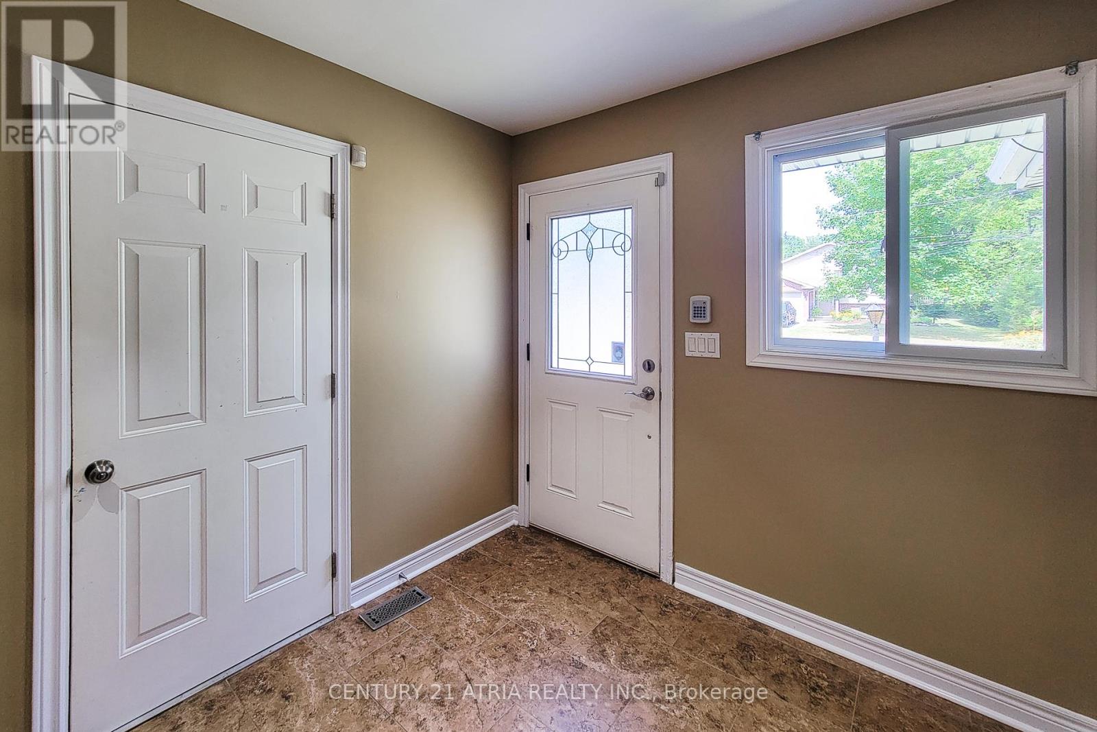 3259 Poplar Avenue, Fort Erie, Ontario  L0S 1S0 - Photo 28 - X12434919