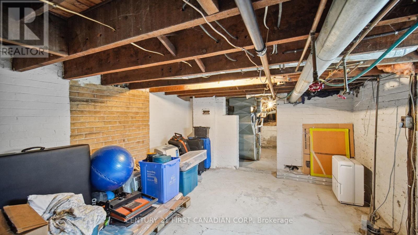417 Grey Street, London East, Ontario  N6B 1H1 - Photo 13 - X12435747