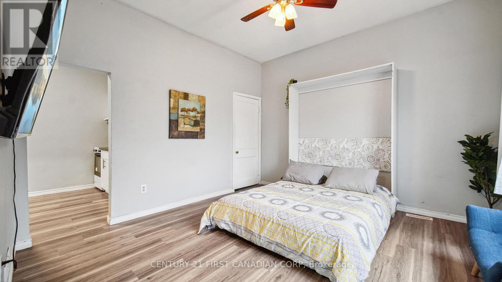 417 Grey Street, London East, Ontario  N6B 1H1 - Photo 15 - X12435747