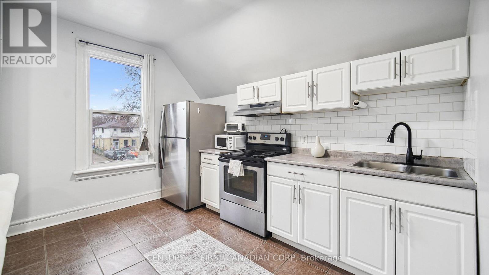 417 Grey Street, London East, Ontario  N6B 1H1 - Photo 23 - X12435747