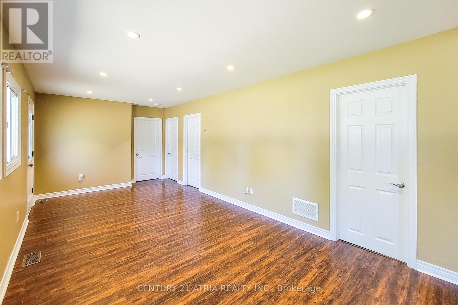 3259 Poplar Avenue, Fort Erie, Ontario  L0S 1S0 - Photo 6 - X12434919