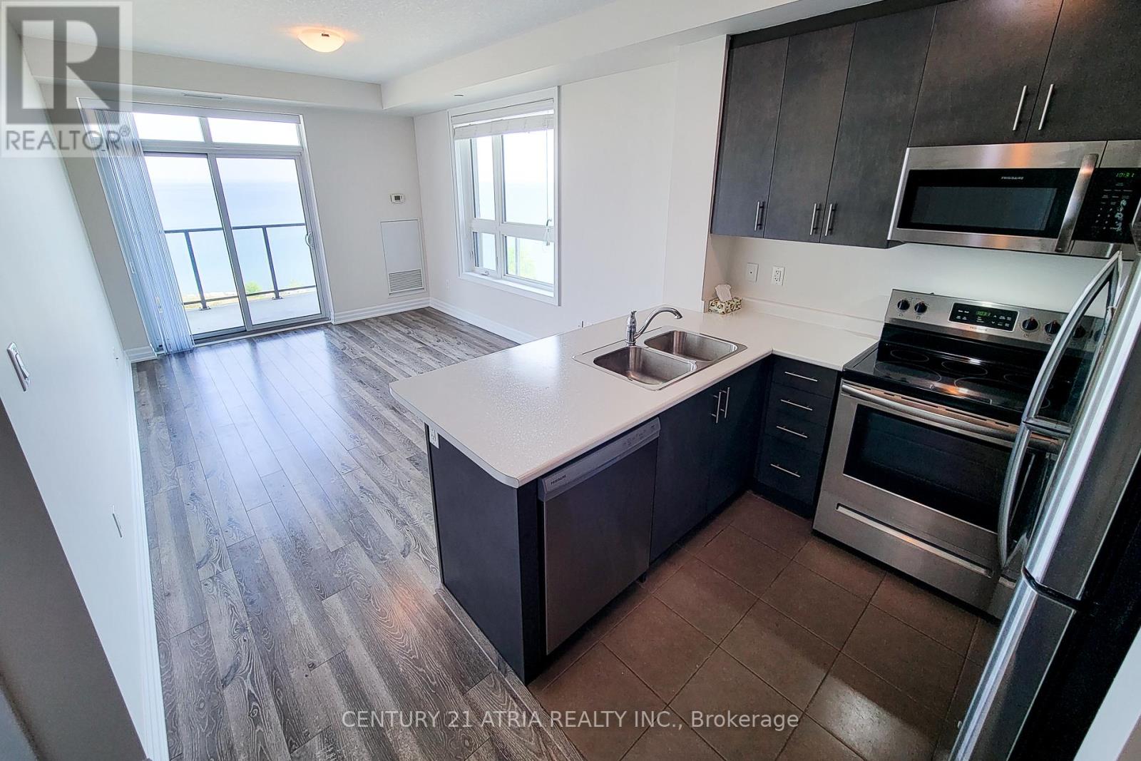 508 - 101 Shoreview Place, Hamilton, Ontario  L8E 0K2 - Photo 6 - X12434999