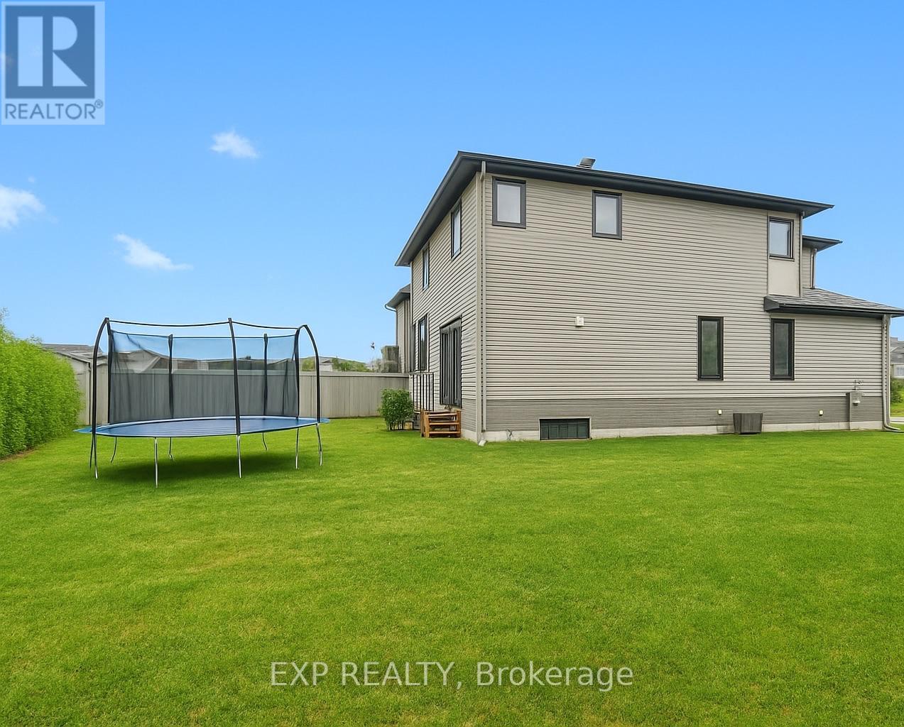 364 Gloaming Crescent, Ottawa, Ontario  K2S 1B6 - Photo 14 - X12435761