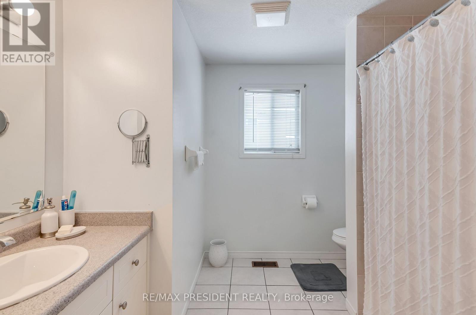 31 Chester Drive N, Cambridge, Ontario  N1T 2C4 - Photo 27 - X12435732