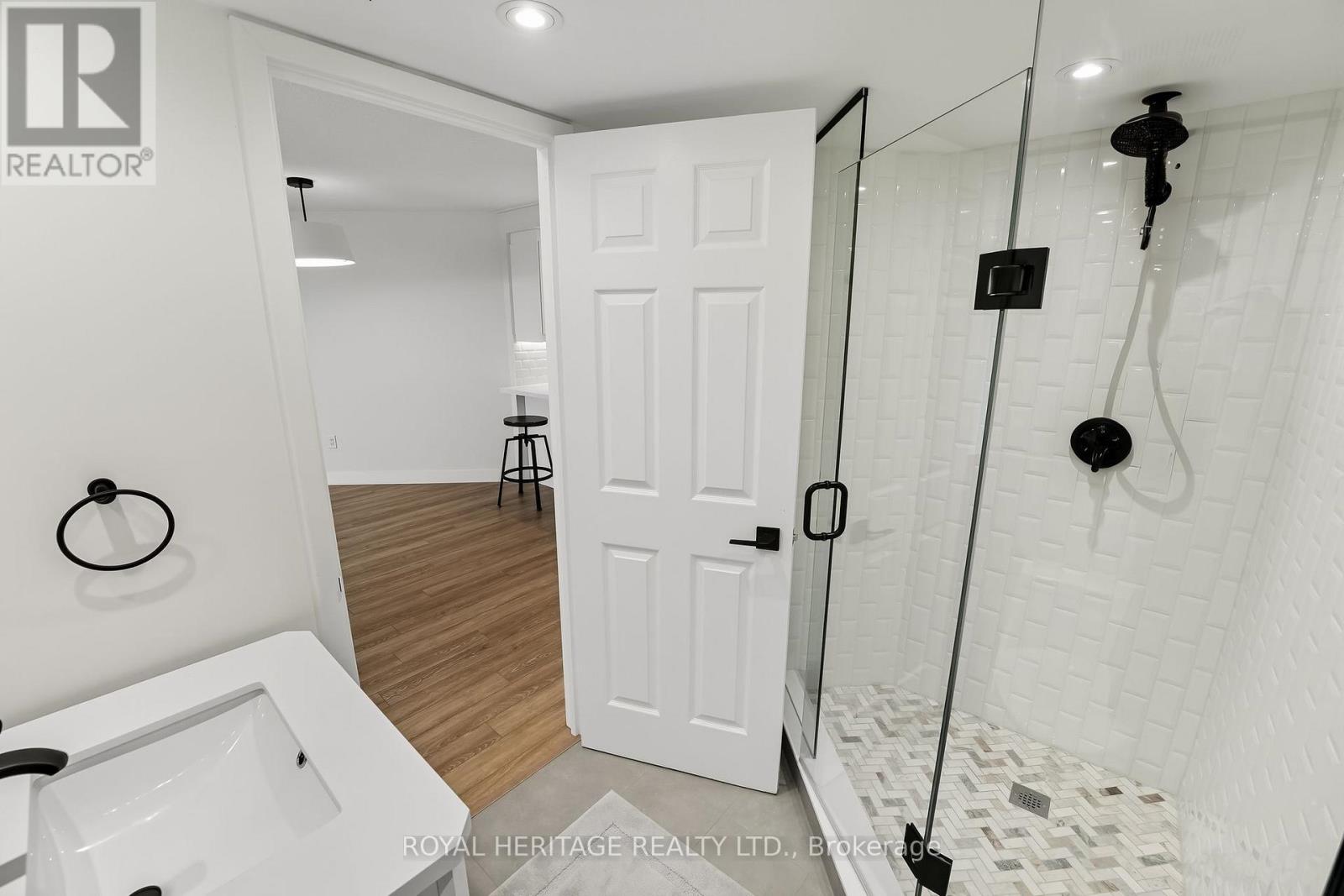 1208 - 5 Concorde Place, Toronto, Ontario  M3C 3M8 - Photo 21 - C12426647