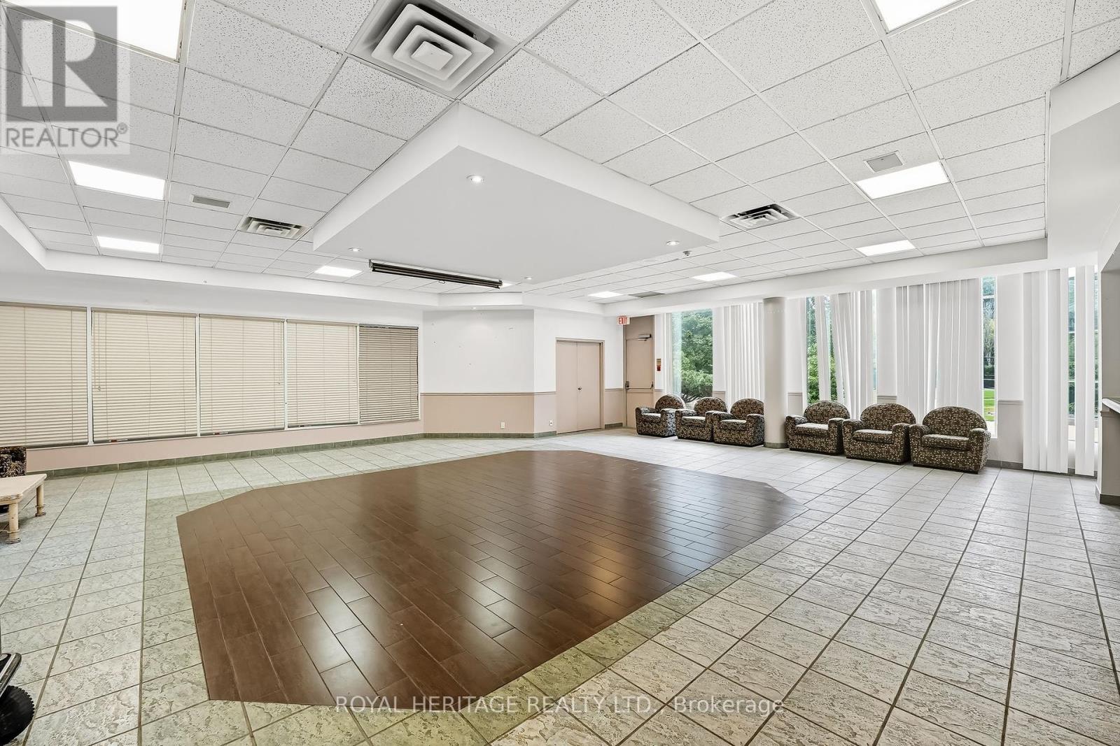 1208 - 5 Concorde Place, Toronto, Ontario  M3C 3M8 - Photo 24 - C12426647
