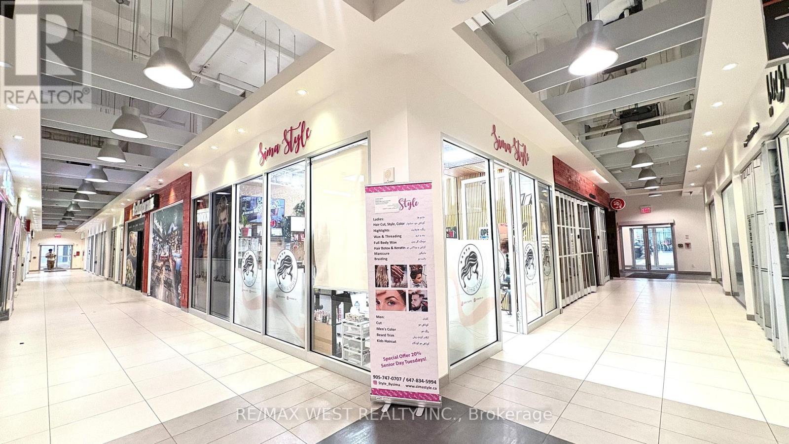 104 - 7181 Yonge Street, Markham, Ontario  L3T 0C7 - Photo 1 - N11989558