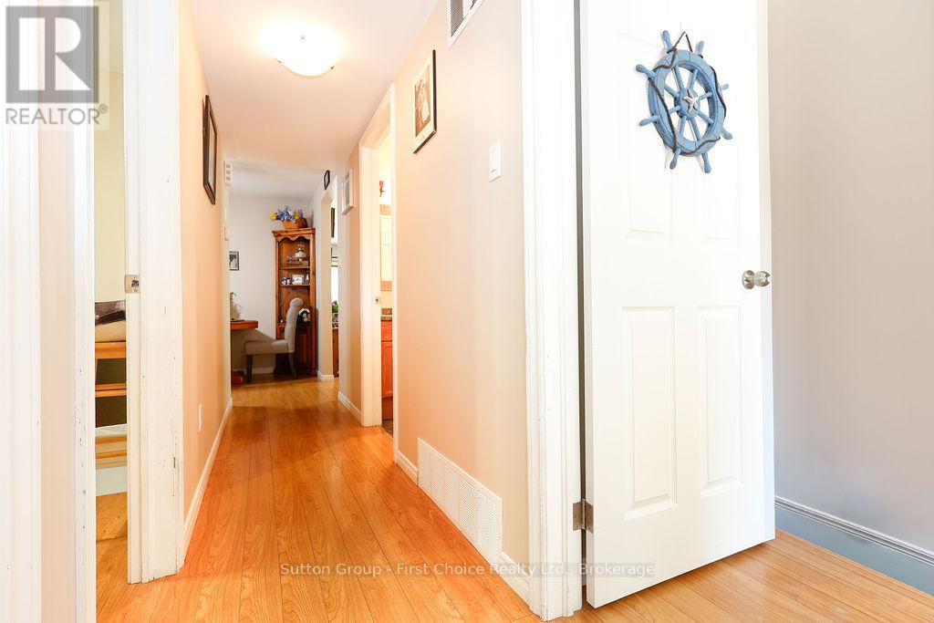 99 West Gore Street, Stratford, Ontario  N5A 1K1 - Photo 18 - X12435784