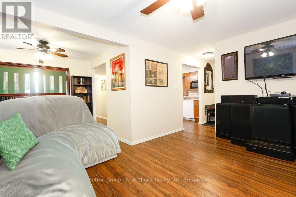 99 West Gore Street, Stratford, Ontario  N5A 1K1 - Photo 24 - X12435784