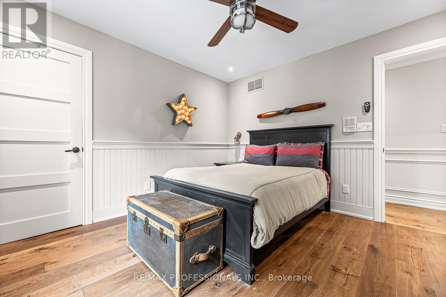 2446 Hammond Road, Mississauga, Ontario  L5K 1T2 - Photo 22 - W12435756