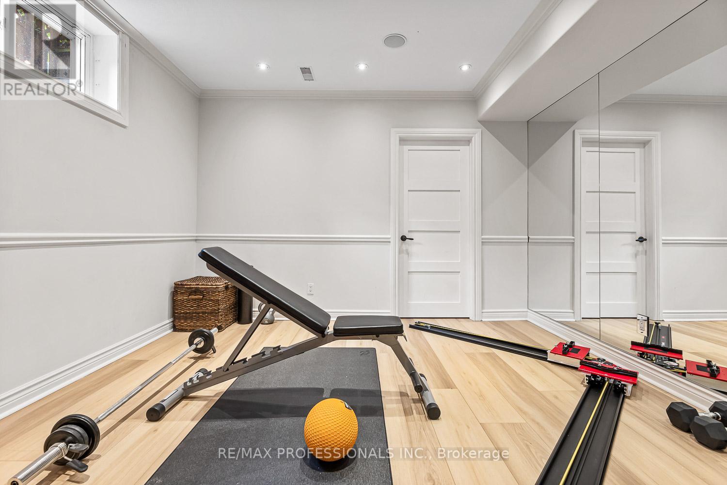 2446 Hammond Road, Mississauga, Ontario  L5K 1T2 - Photo 40 - W12435756