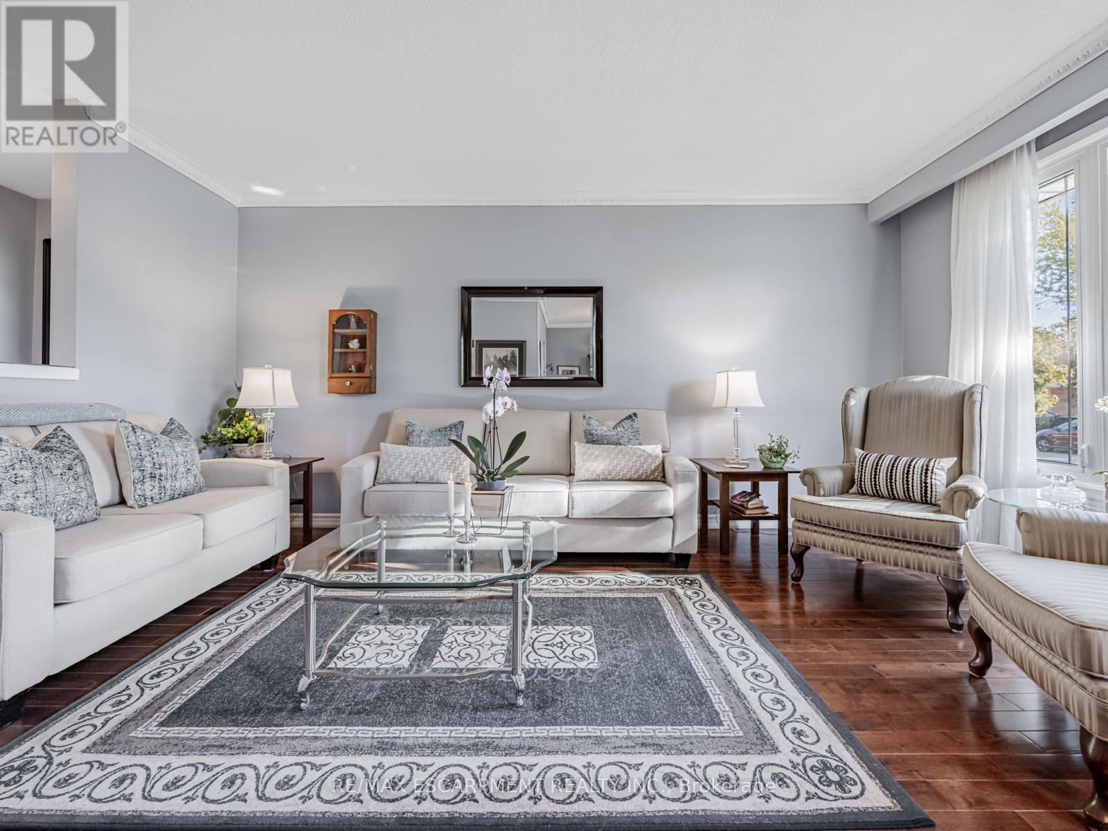 1483 Karenza Road, Mississauga, Ontario  L5J 3W3 - Photo 6 - W12435763
