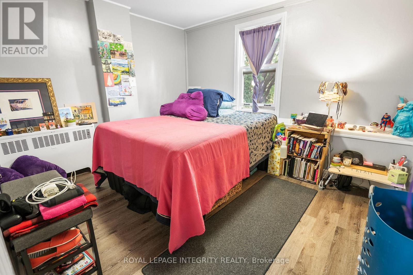 215 Baribeau Street, Ottawa, Ontario  K1L 7R5 - Photo 7 - X12435781