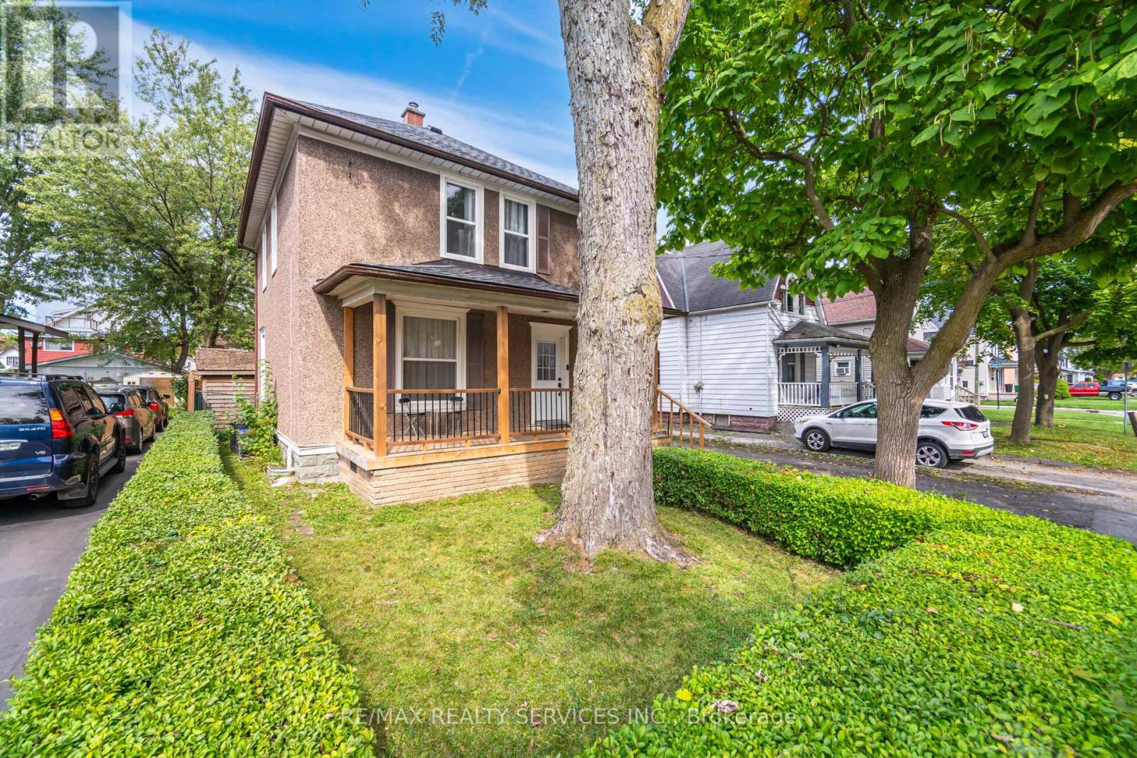 84 State Street, Welland, Ontario  L3B 4K5 - Photo 2 - X12435757