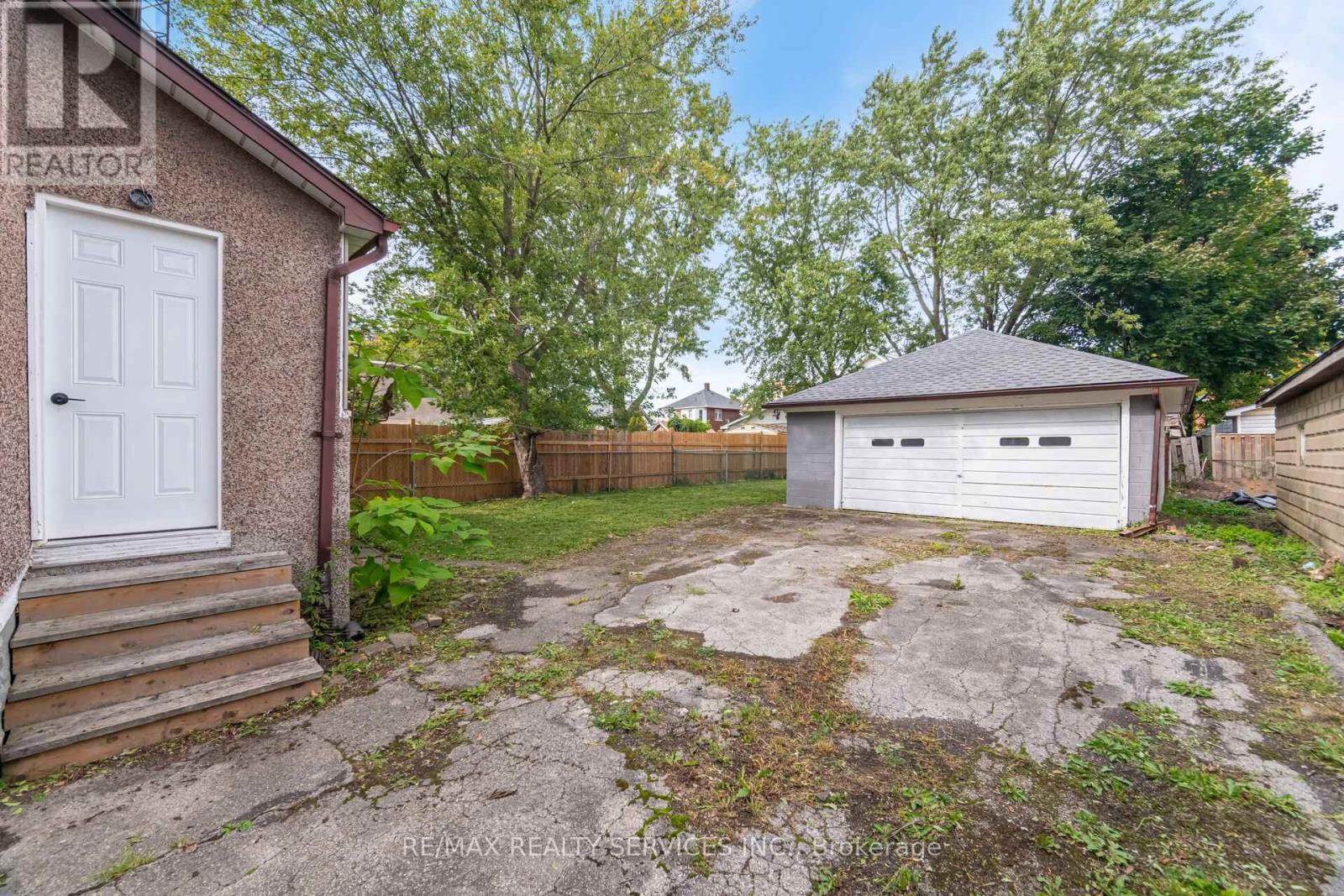 84 State Street, Welland, Ontario  L3B 4K5 - Photo 36 - X12435757