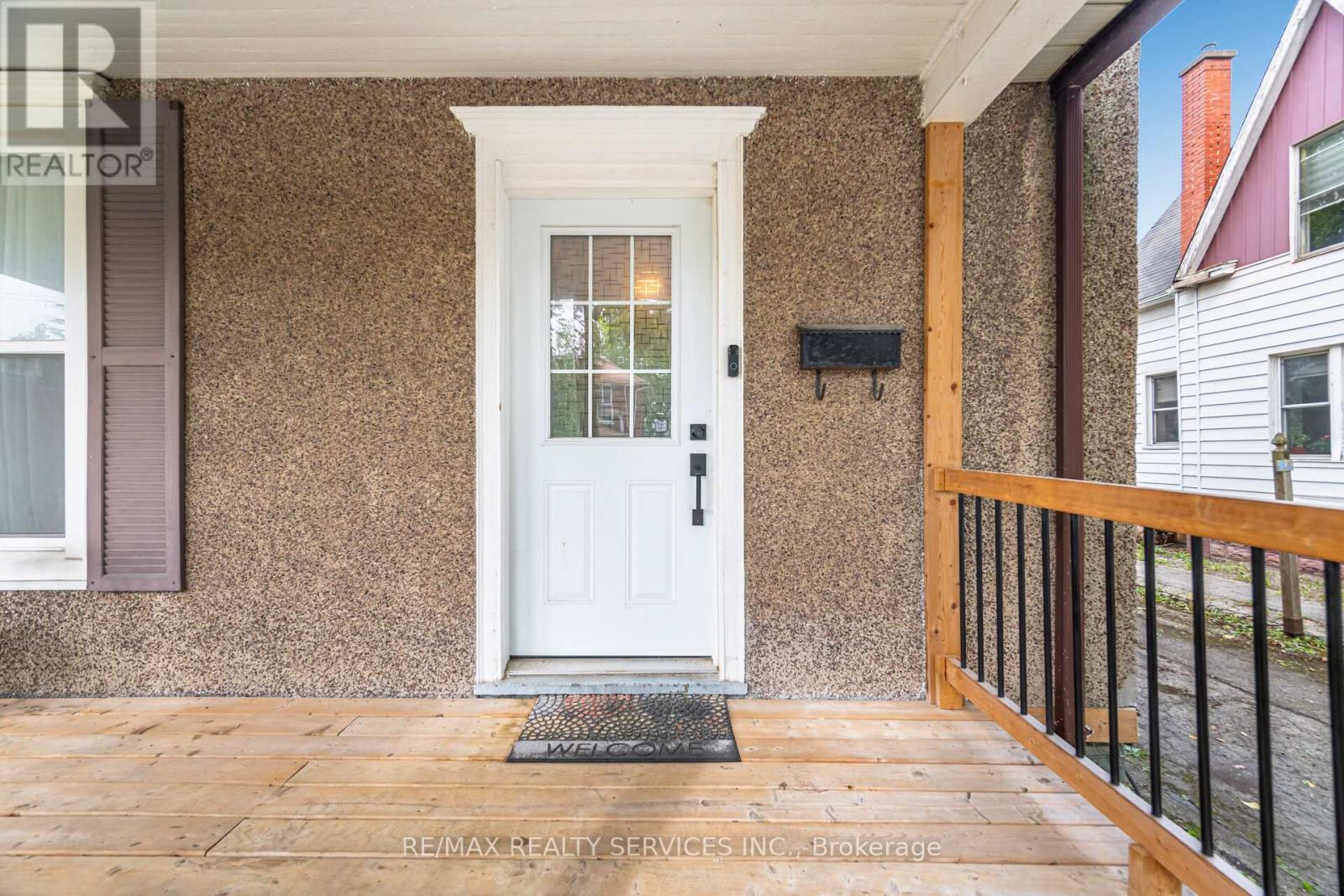 84 State Street, Welland, Ontario  L3B 4K5 - Photo 7 - X12435757