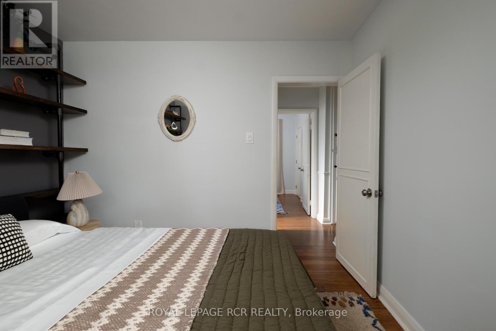 85 Ellis Crescent S, Waterloo, Ontario  N2J 2B8 - Photo 14 - X12435759