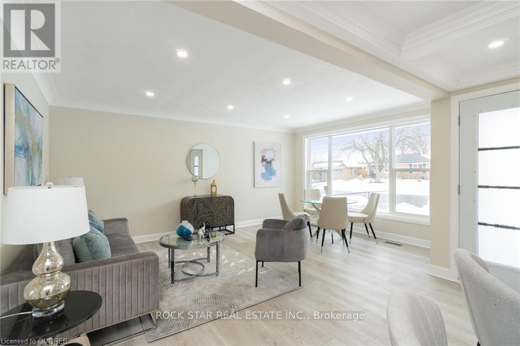 Main Fl - 136 Grand Street, Brantford, Ontario  N3R 4B7 - Photo 5 - X12435773