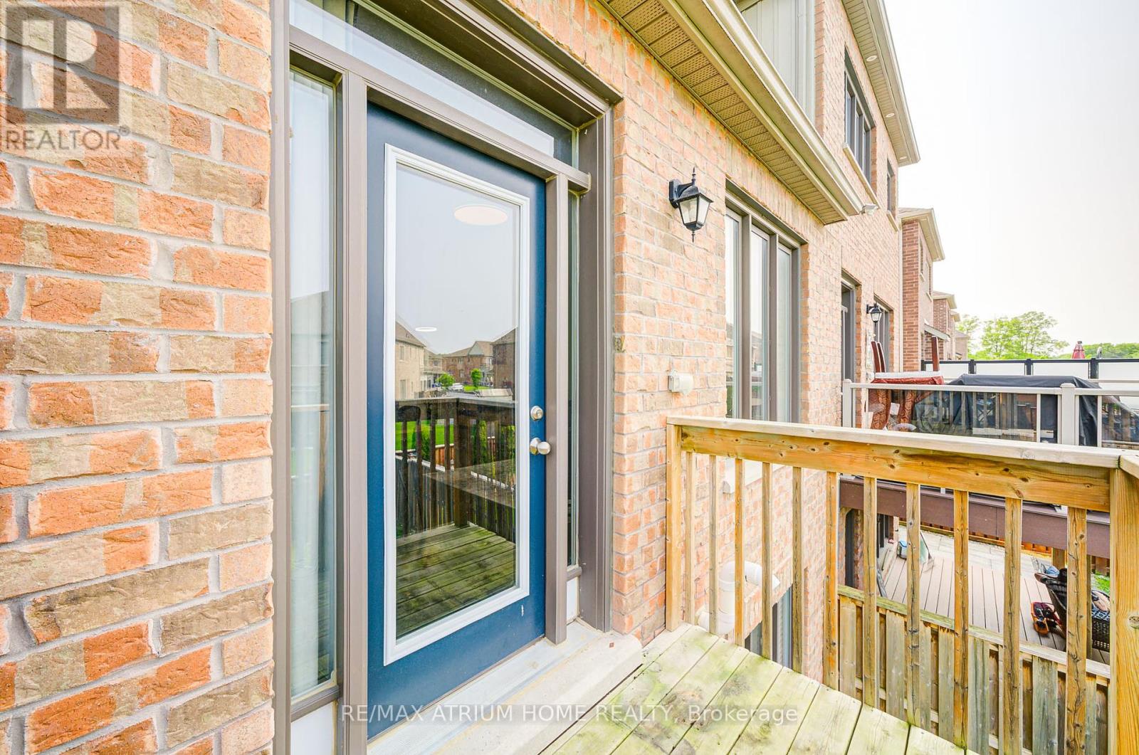 24 Briarfield Avenue, East Gwillimbury, Ontario  L9N 0P5 - Photo 27 - N12435787