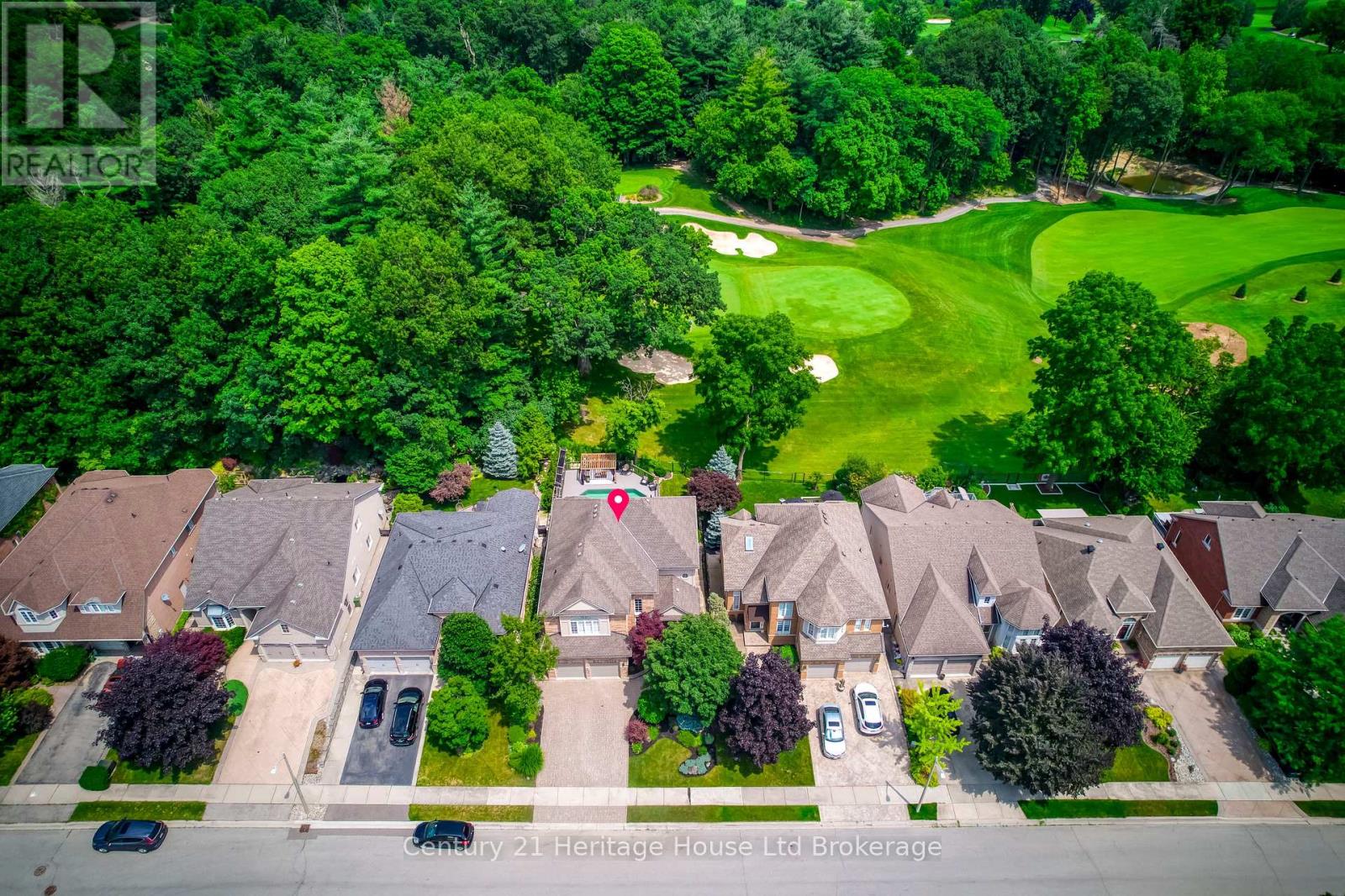 16 Sweetman Drive, Hamilton (Dundas), Ontario  L9H 7N6 - Photo 4 - X12435803