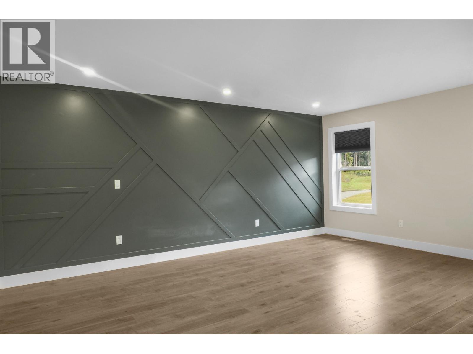 7 Robinson Street, Kitimat, British Columbia  V8C 2S2 - Photo 14 - R3053072