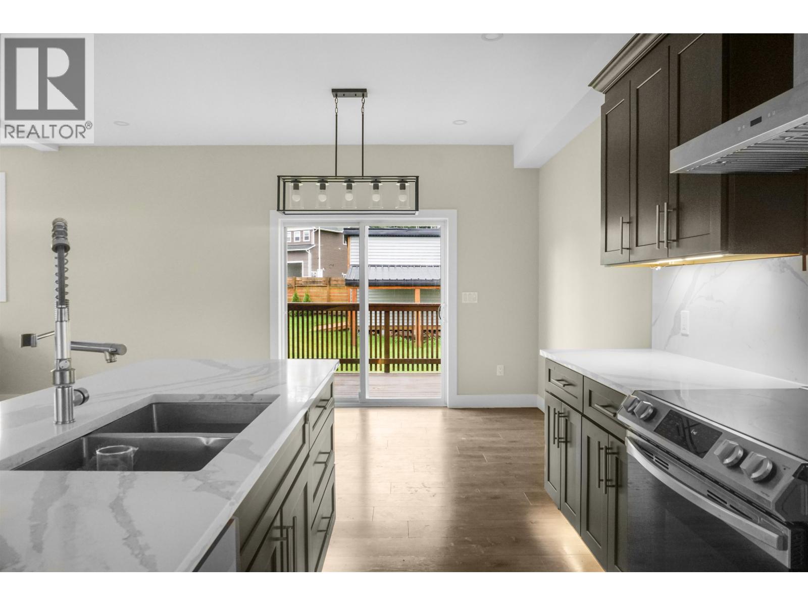 7 Robinson Street, Kitimat, British Columbia  V8C 2S2 - Photo 10 - R3053072