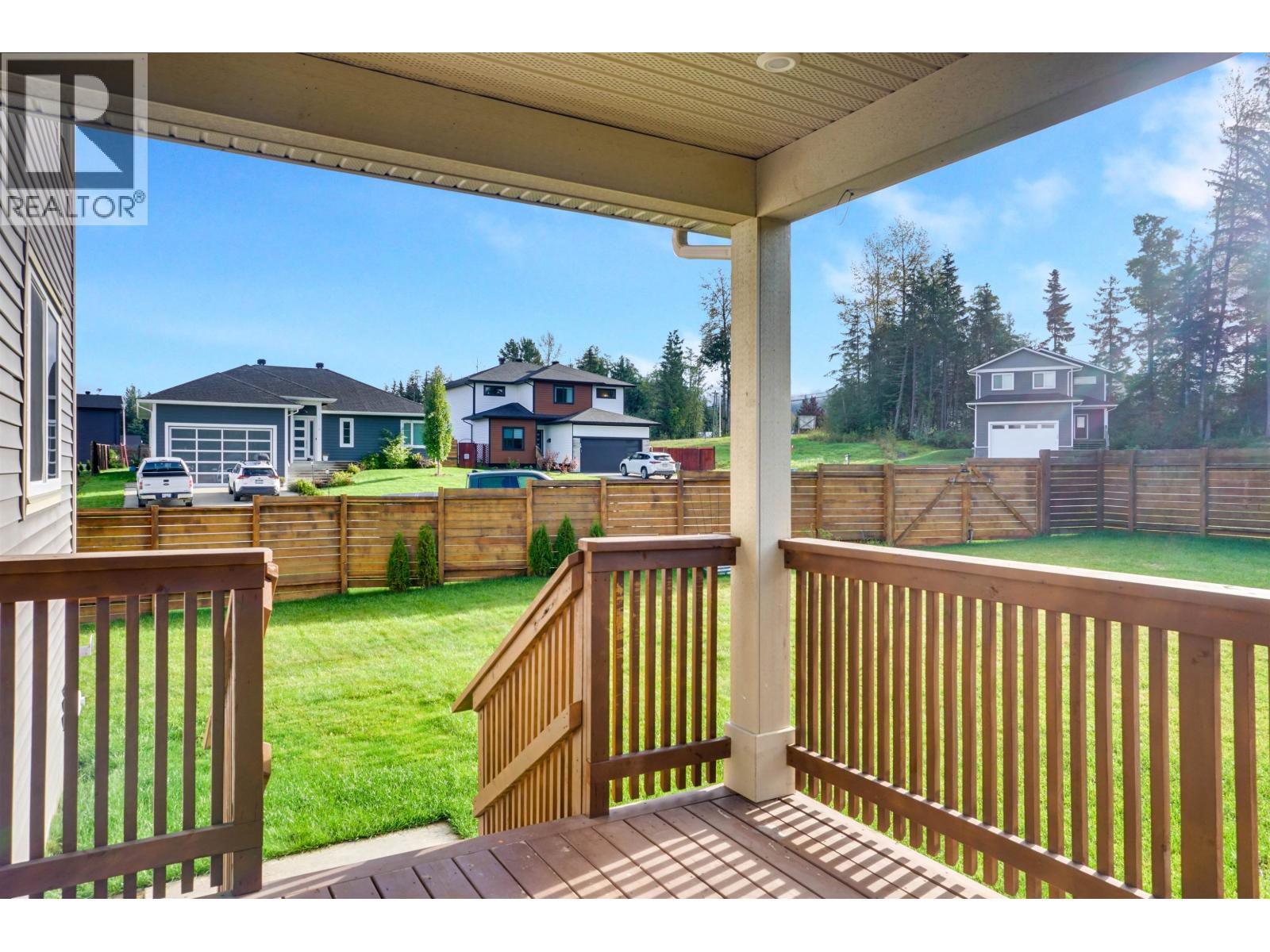 7 Robinson Street, Kitimat, British Columbia  V8C 2S2 - Photo 2 - R3053072