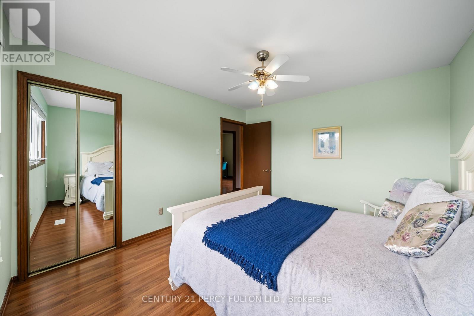205 Gabrielle Mews, Whitchurch-Stouffville, Ontario  L4A 5A4 - Photo 21 - N12249833