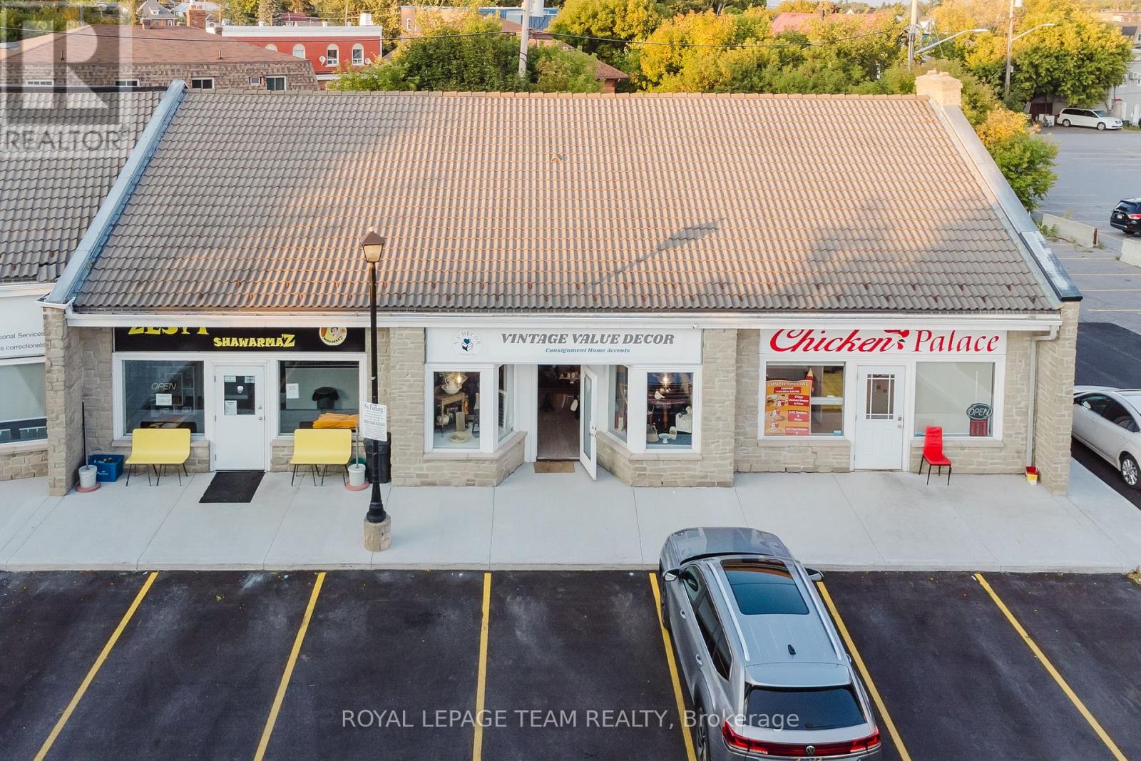 Unit 7 - 75 Elgin Street W, Arnprior, Ontario  K7S 3T9 - Photo 2 - X12435793