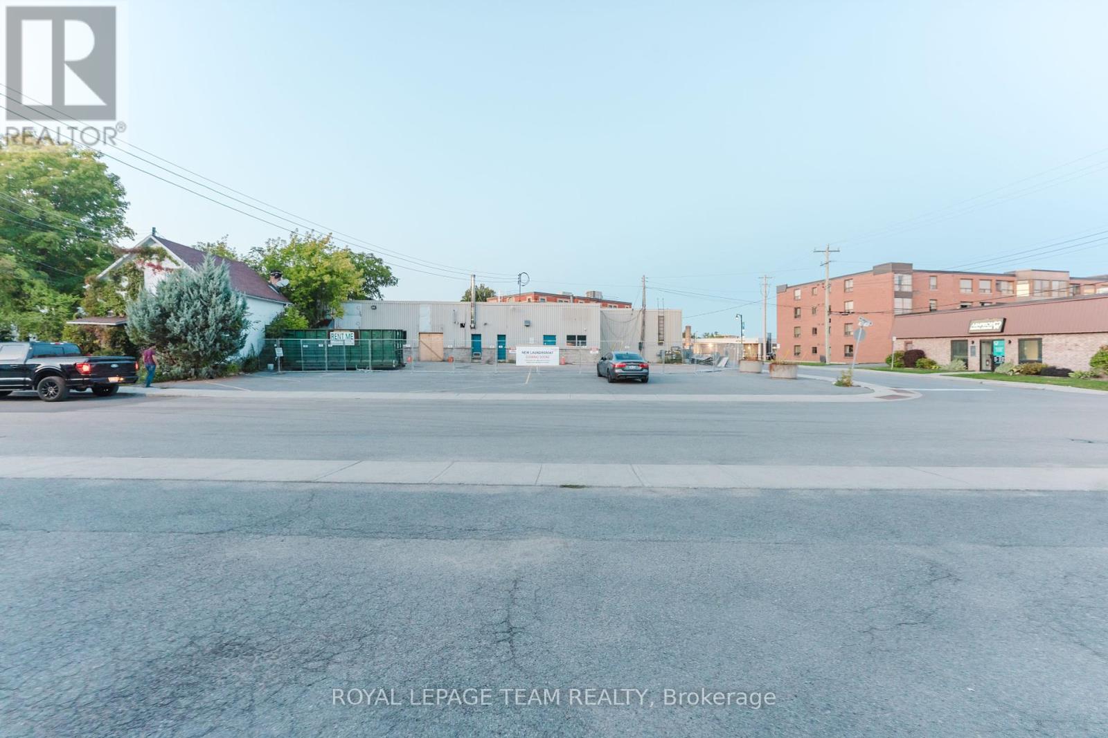 Unit 3 - 104 Elgin Street W, Arnprior, Ontario  K7S 1N8 - Photo 14 - X12435794